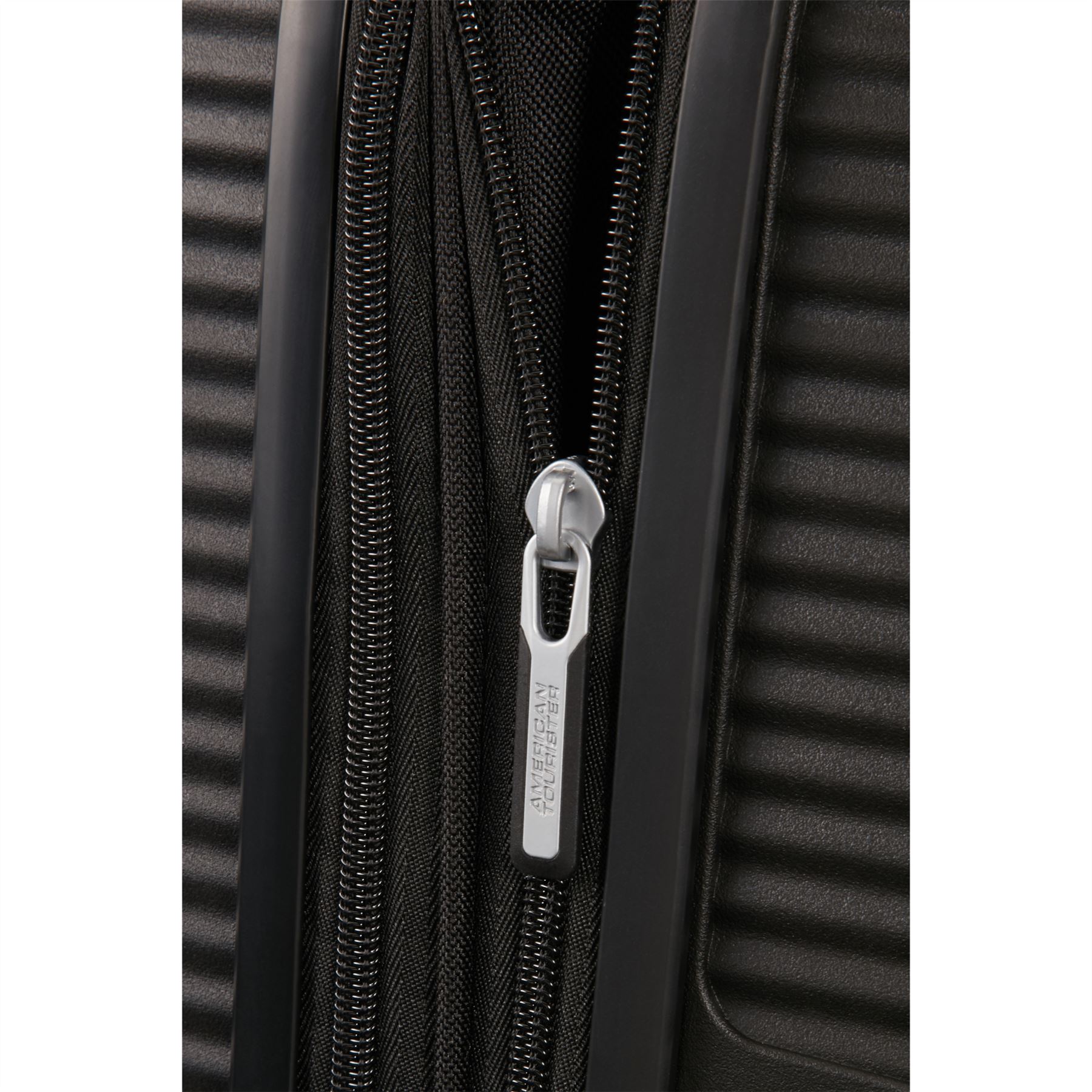 American Tourister Soundbox Hardside Suitcase Expandable Luggage TSA Lock - Picture 156 of 249