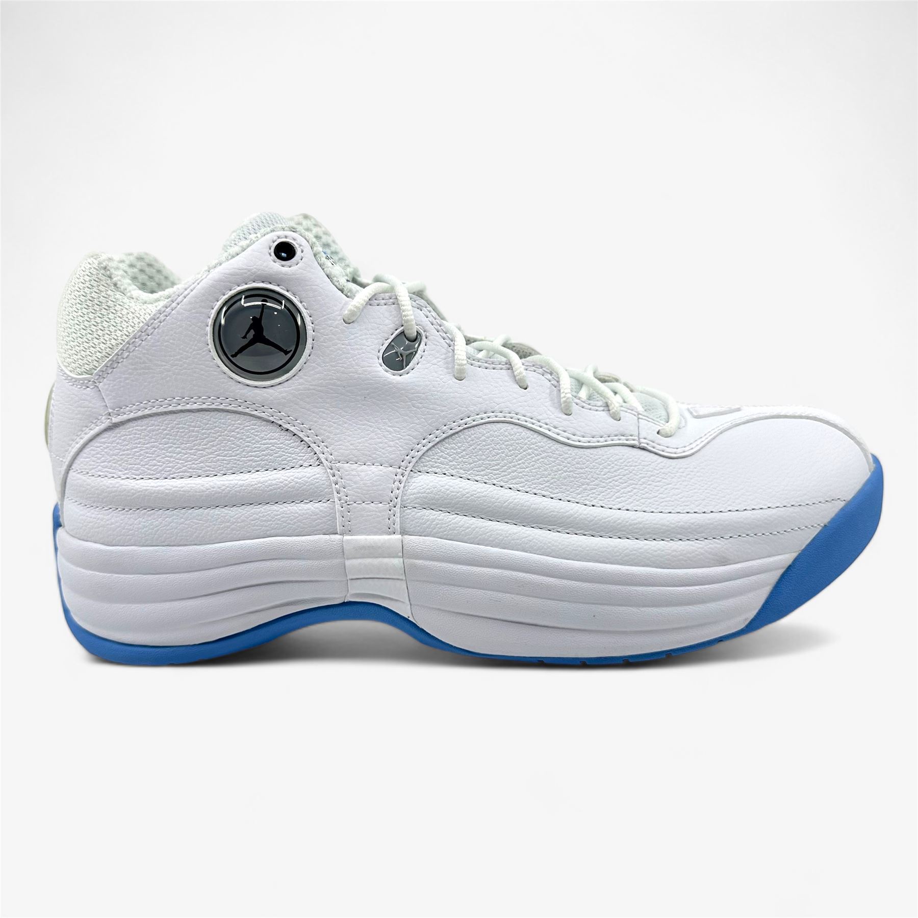 Jordan Jumpman Team 1 White Black University Blue Gray Mens Athletic Sneaker Jordan Jumpman Team I  main image 3
