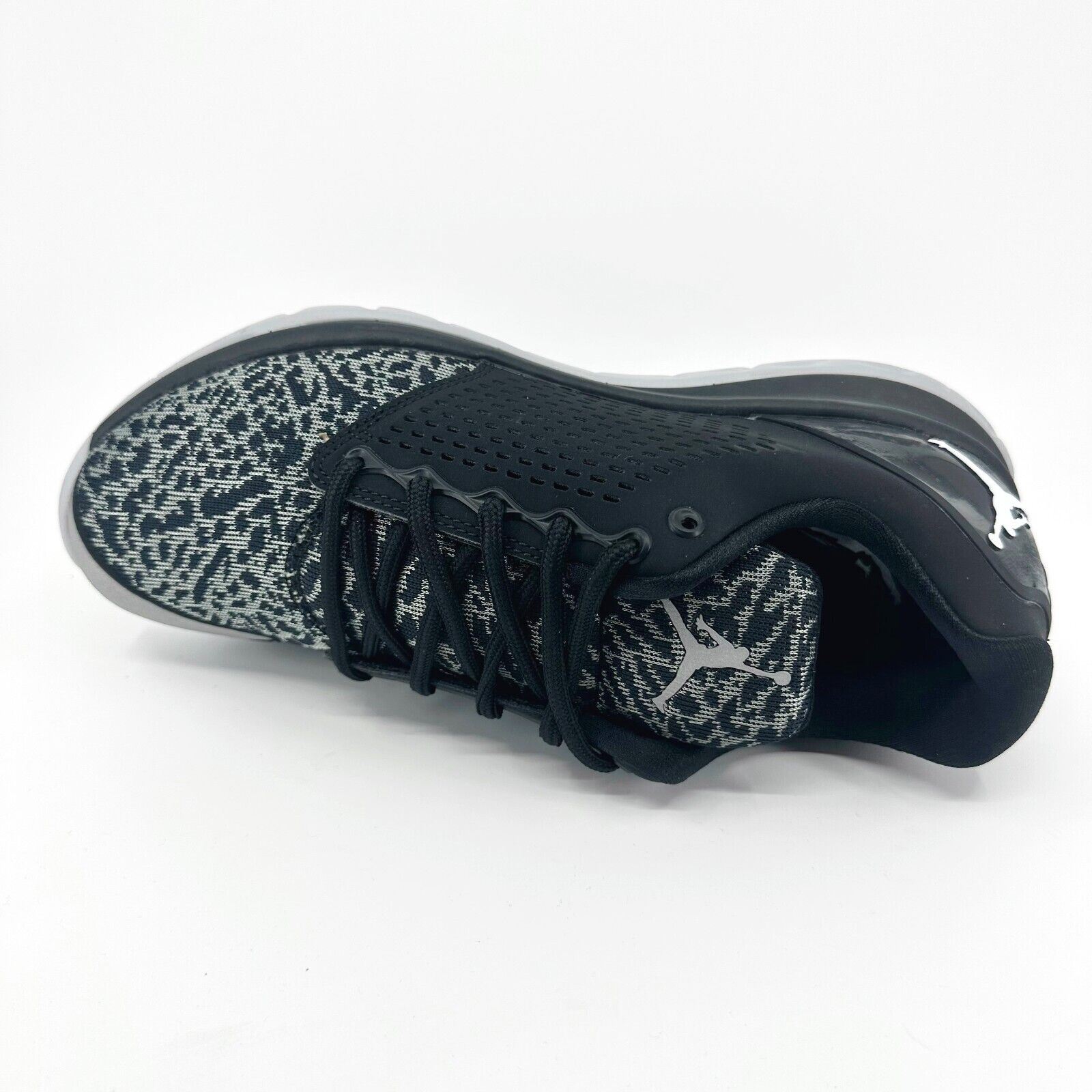 Jordan Trainer ST Black White Wolf Grey Elephant Print Mens