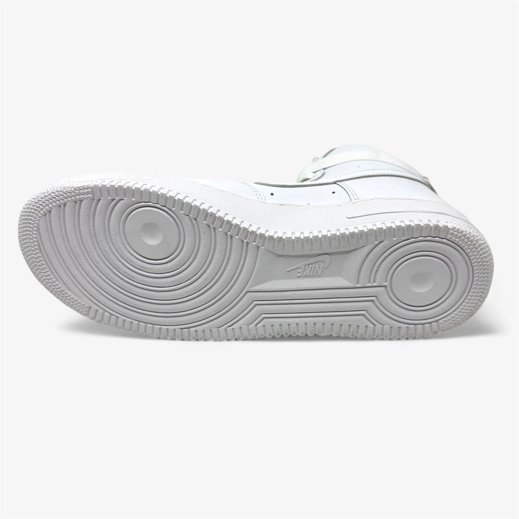 靴 Air Force 1 High '07 Nike Air Force 1 High '07 Men's Shoe. Nike ID
