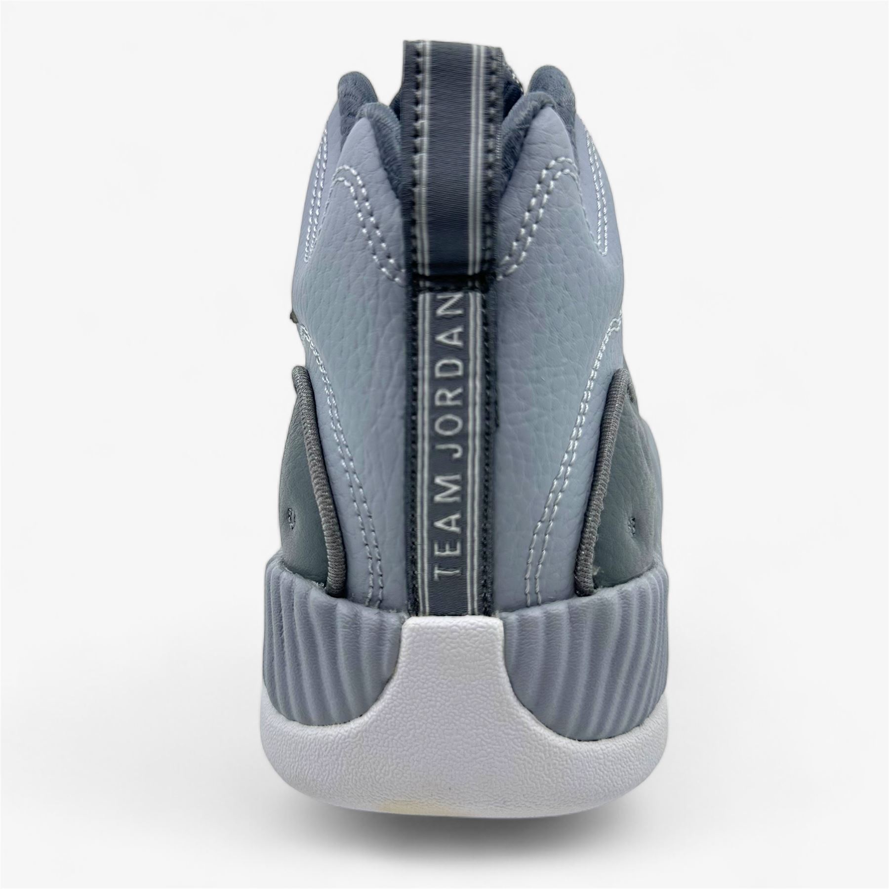 Jordan Jumpman Team 2 Cool Grey White Wolf Grey Mens Athletic Sneaker New Size 10.5 Mens Nike Air Jordan Jumpman Team II Cool Grey  main image 4