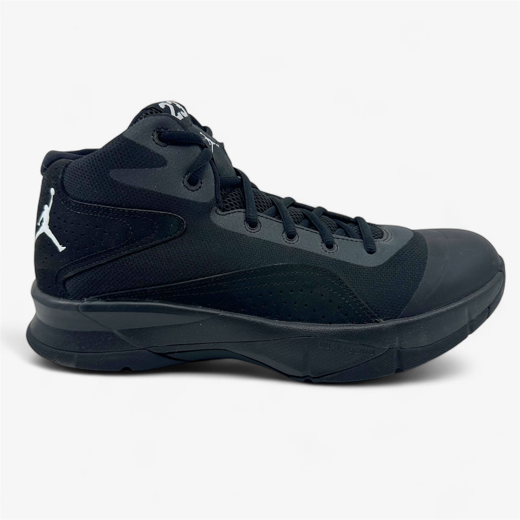 Jordan Black and White Athletic Sneakers JORDAN Session IB3731 004 - Shiekh main image 3