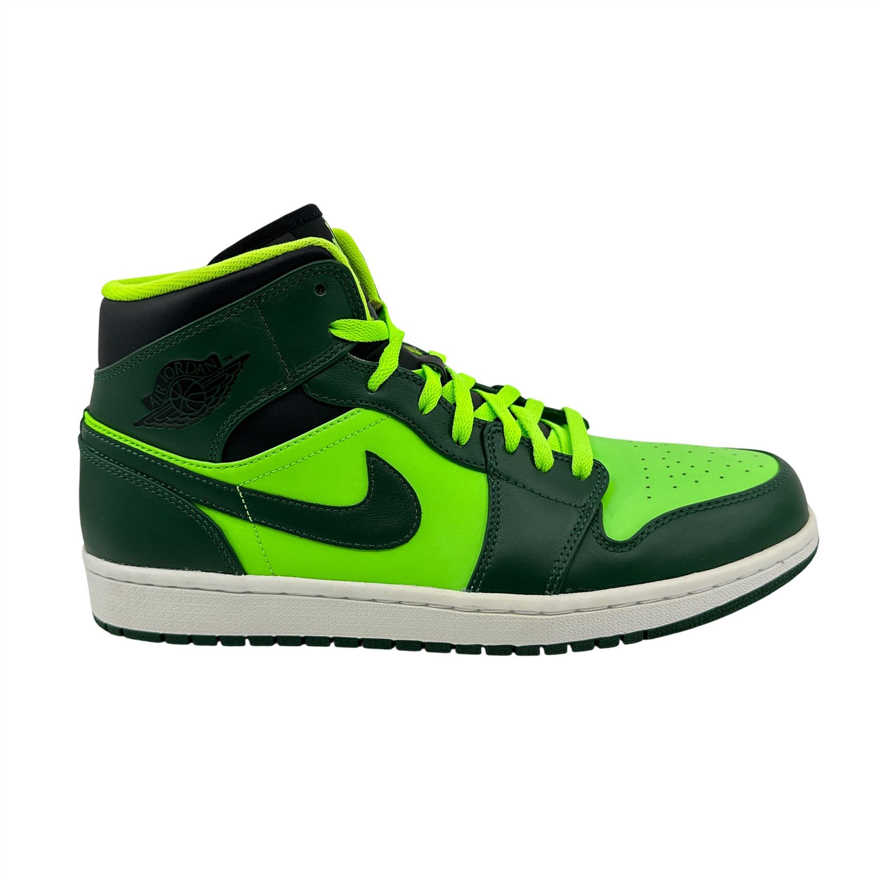 シューズ(男性用) NIKE AIR JORDAN 1 MID GREEN AQUA BLACK Jordan 1 Mid George Green Black Mens Athletic Hulk Sneaker | eBay