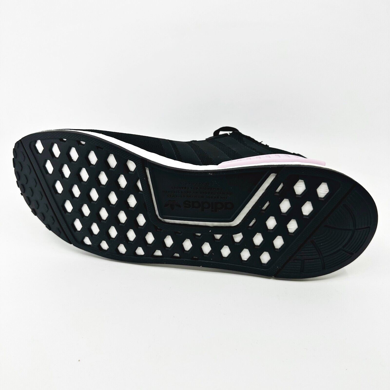[NEW] Men\'s adidas NMD_R1 Shoes Black‎ IG3077 adidas Originals NMD R1  main image 2