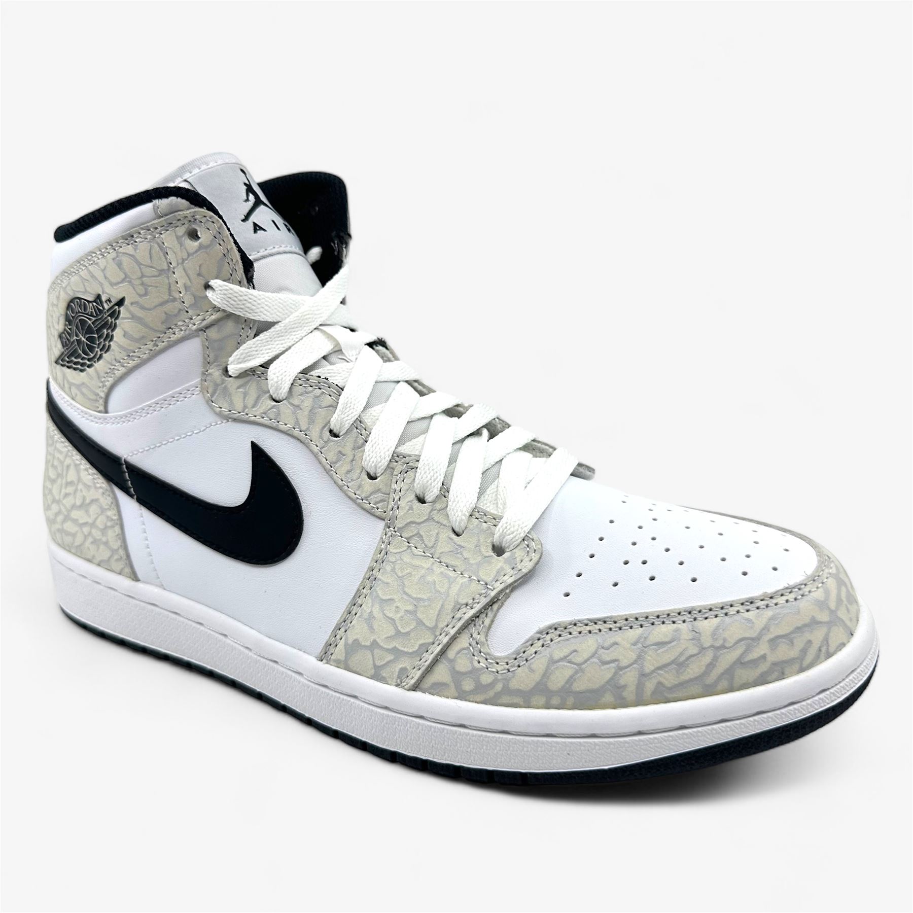 【希少】★NIKE AIRJORDAN1 MID \"Pure Platinum\" Jordan 1 Mid Pure Platinum Metallic Silver Men's - 554724-032 - US