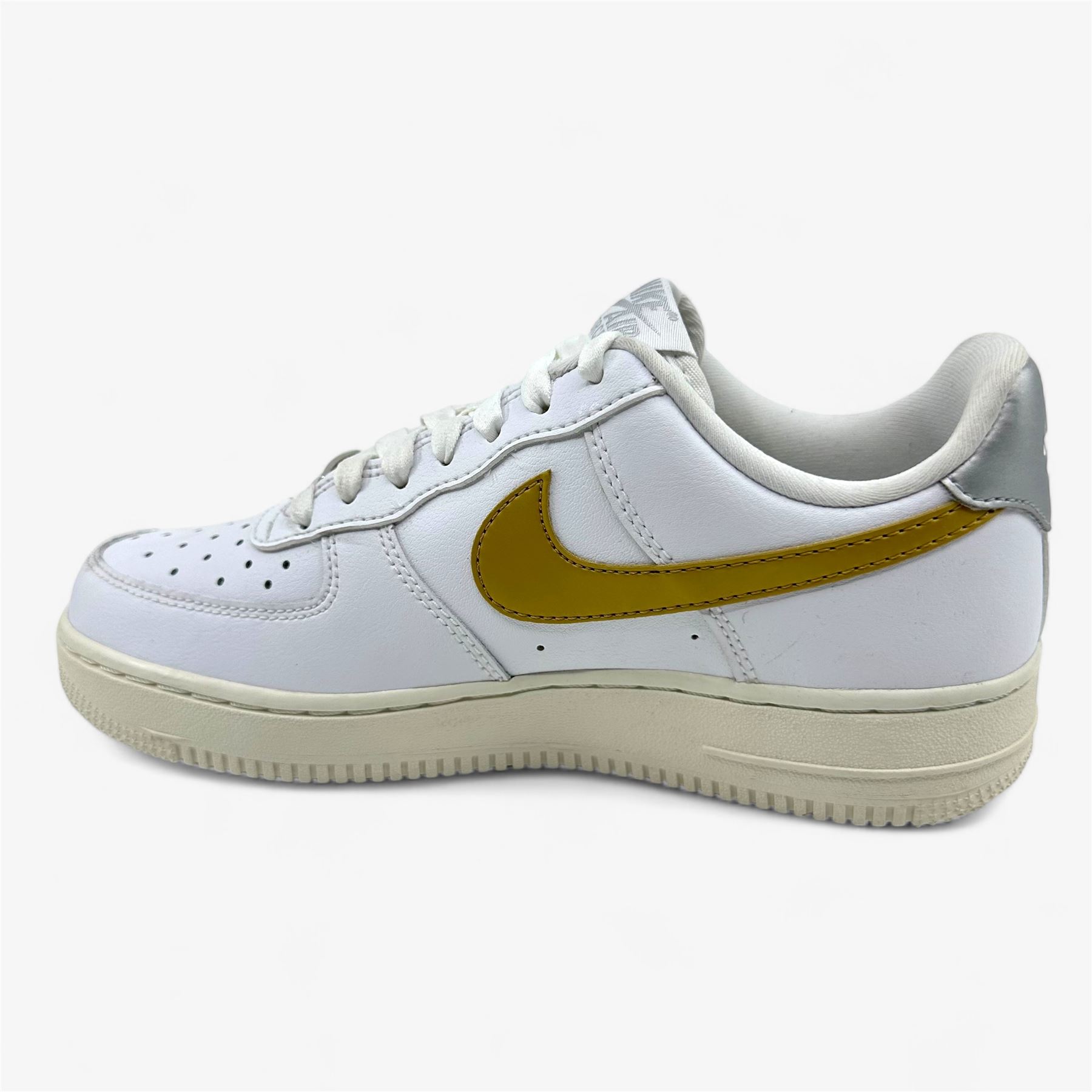 air force one gold tick