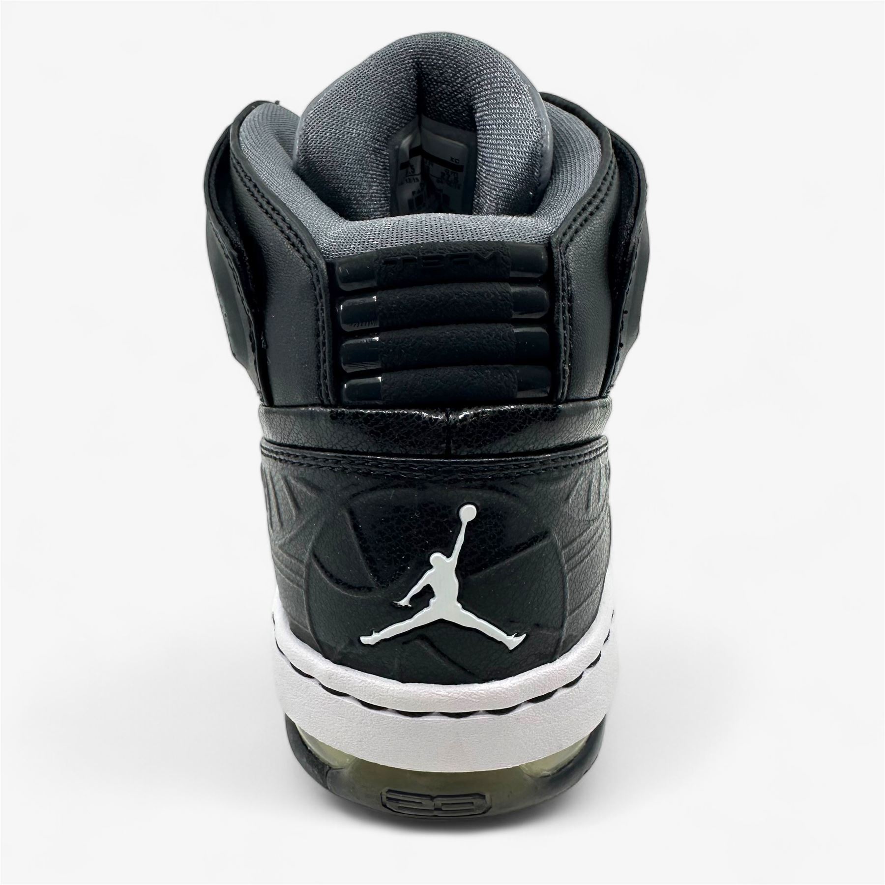 Jordan Ol\' School Black White Cool Grey Mens Athletic Sneaker Amazon.com | Men main image 3
