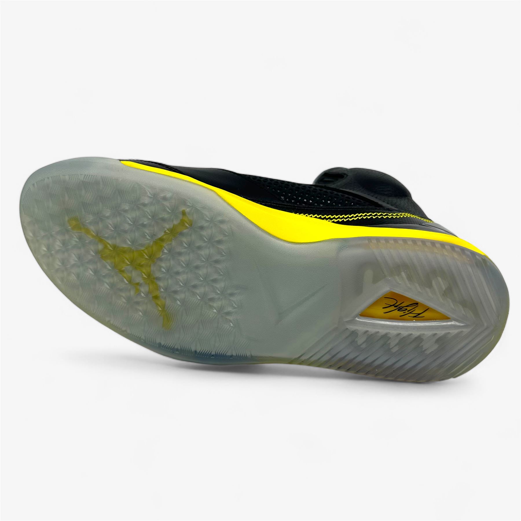 Air Jordan Flight Remix - Black/Vibrant Yellow & Grey Size 8.5 Jordan Flight Future Remix Black for Sale | Authenticity  main image 2