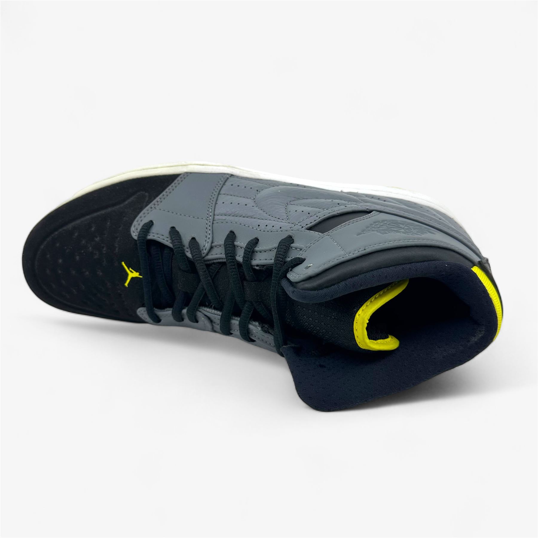 Jordan Air Jordan 1 Retro 99 Cool Grey Vibrant Yellow Black