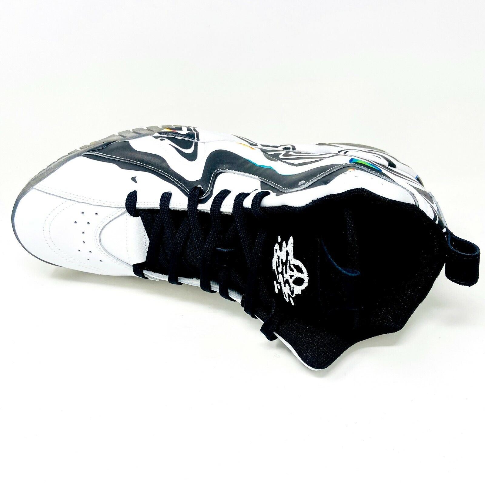 Reebok Kamikaze II Mid International Peace Day White Black Mens