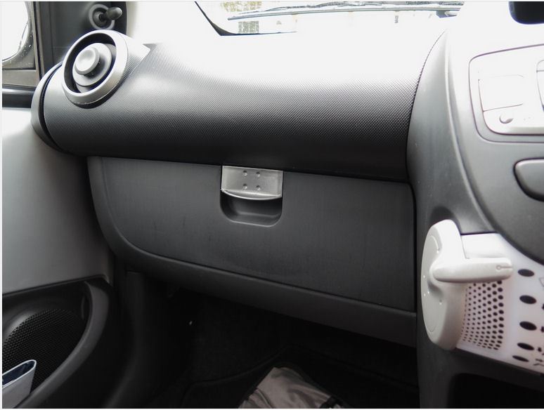 New Genuine Toyota Aygo, Peugeot 107, Citroen C1 Glove Box Lid in BLACK