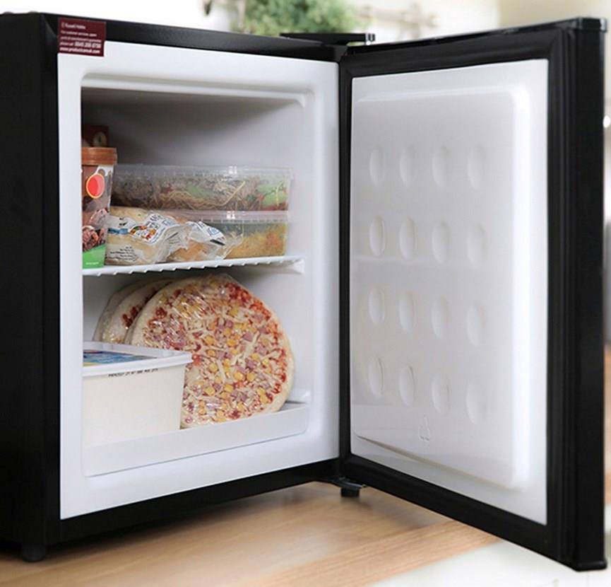 Russell Hobbs RHTTFZ1B 47cm Wide Table Top Freezer Black for kitchen