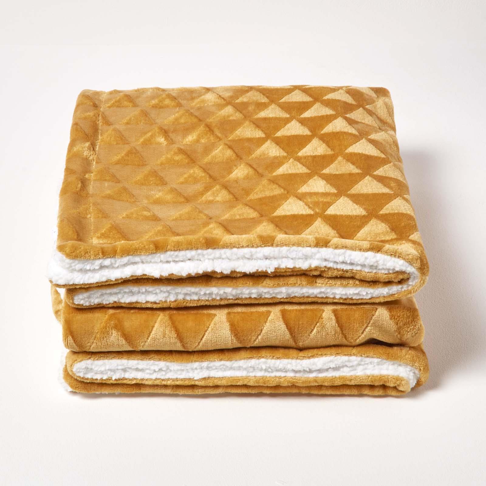 Velvet Throw Over Sofa Bedspread Geometric Triangle Soft Bed Protector Cover - Picture 44 of 74