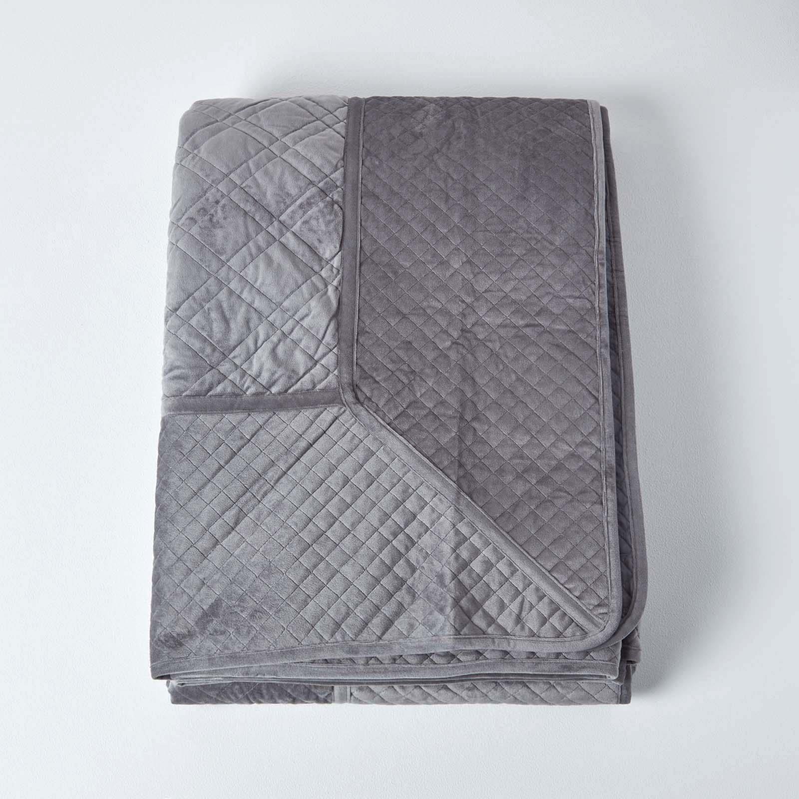 Quilted Velvet Bedspread Geometric Bed Throw Super Soft Coverlet Quilt Blanket - Picture 9 of 35