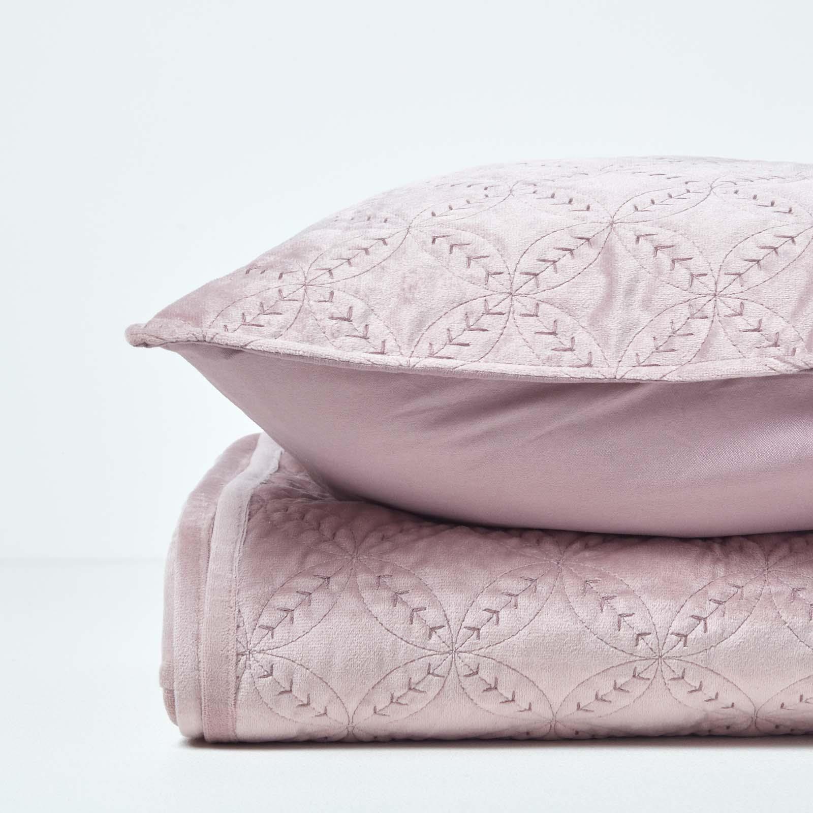 Quilted Velvet Bedspread Geometric Bed Throw Super Soft Coverlet Quilt Blanket - Picture 18 of 35