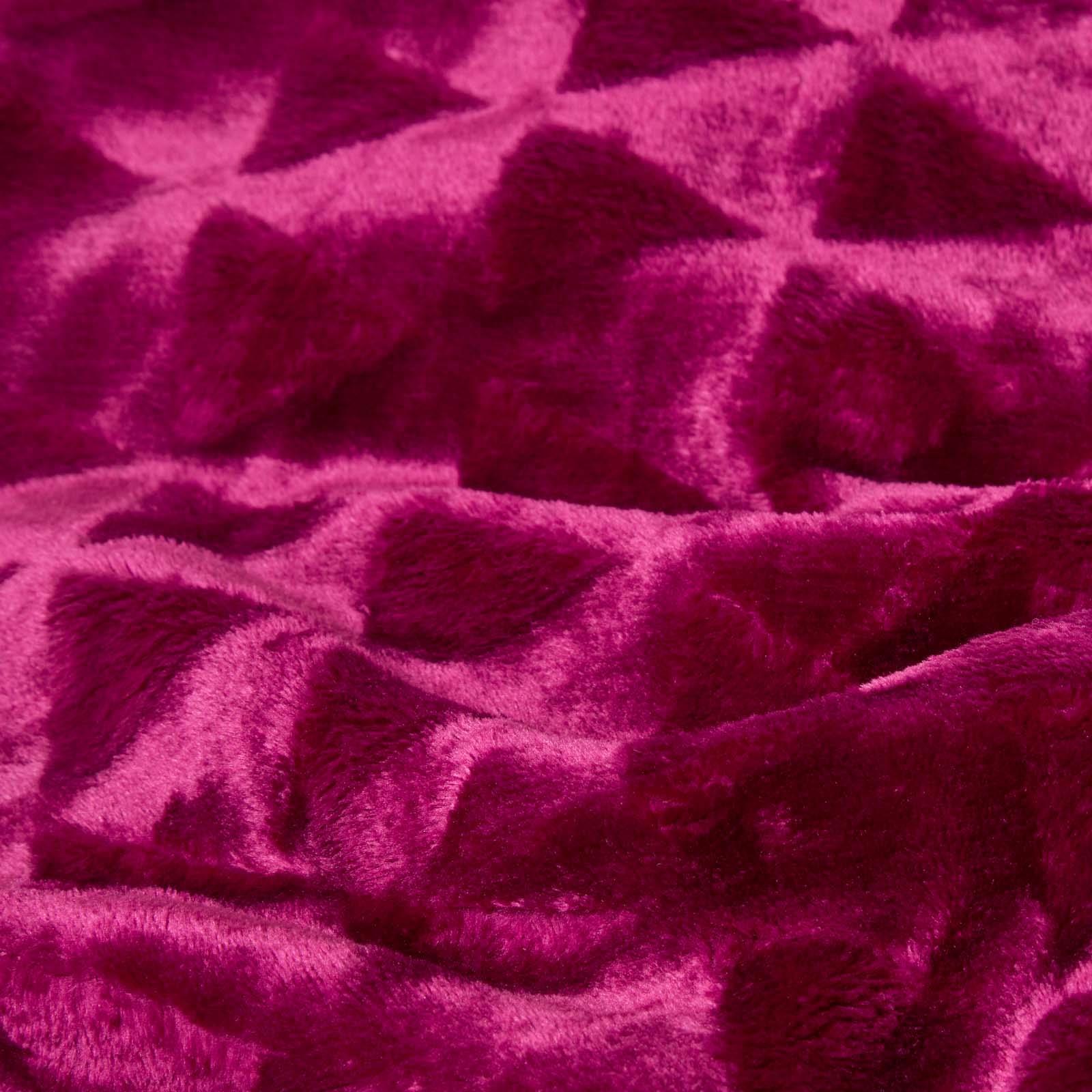 Velvet Throw Over Sofa Bedspread Geometric Triangle Soft Bed Protector Cover - Picture 26 of 74
