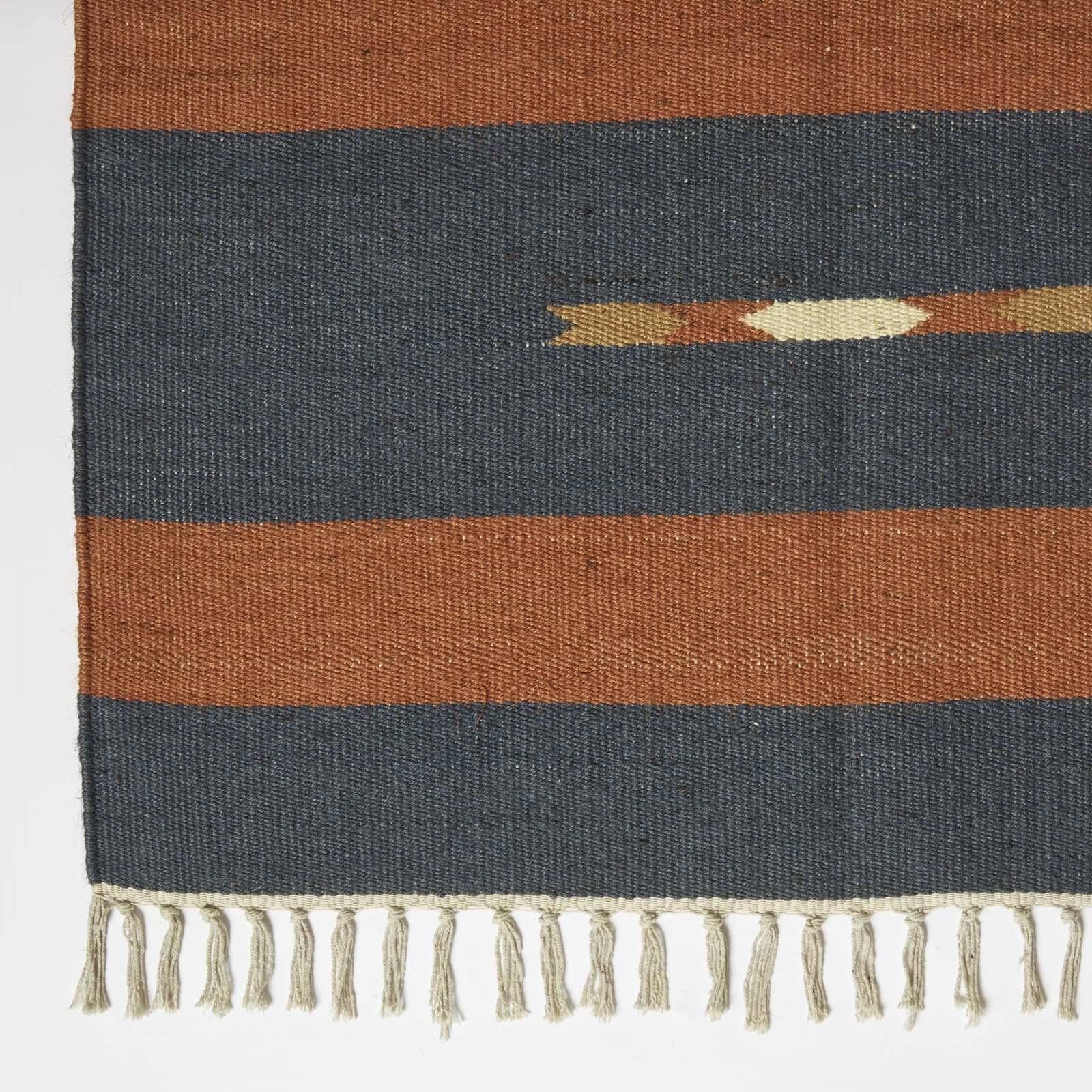 Handwoven Kilim Rug Runner Cotton & Jute in Traditional Pattern with Tassels - Picture 6 of 15