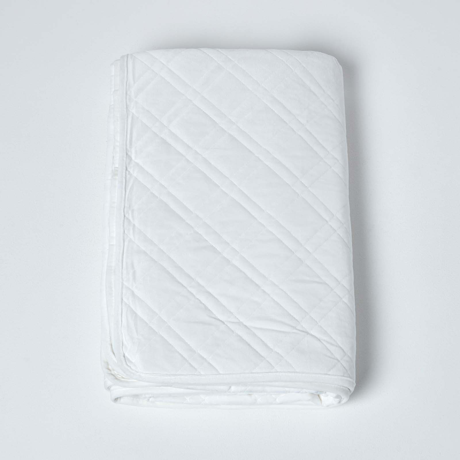 Quilted Velvet Bedspread Geometric Bed Throw Super Soft Coverlet Quilt Blanket - Picture 5 of 35