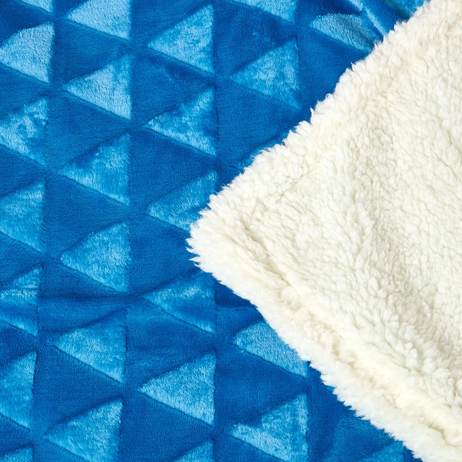 Velvet Throw Over Sofa Bedspread Geometric Triangle Soft Bed Protector Cover - Picture 53 of 74