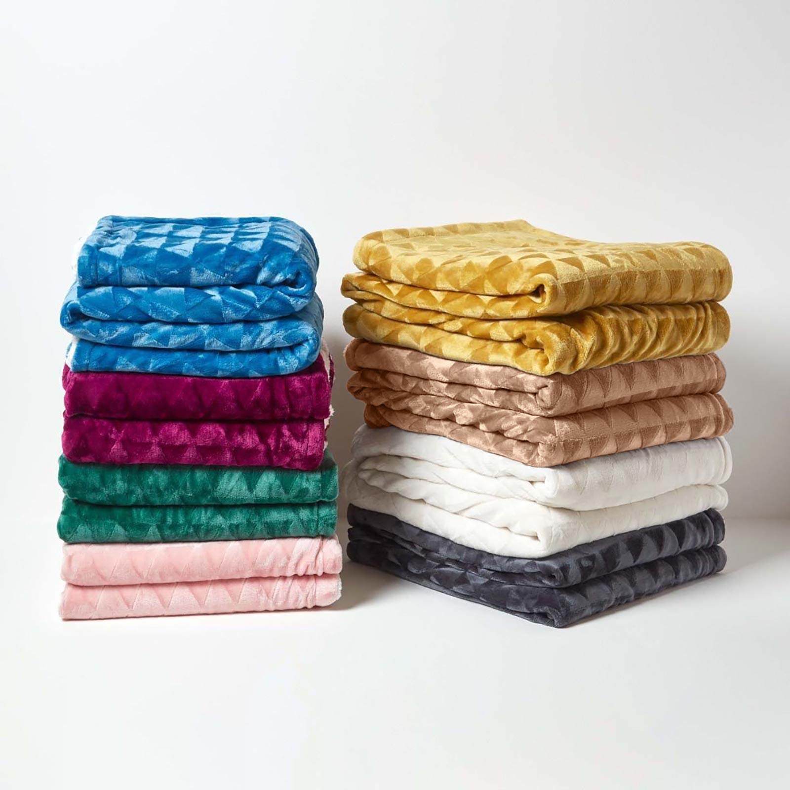 Velvet Throw Over Sofa Bedspread Geometric Triangle Soft Bed Protector Cover - Picture 35 of 74
