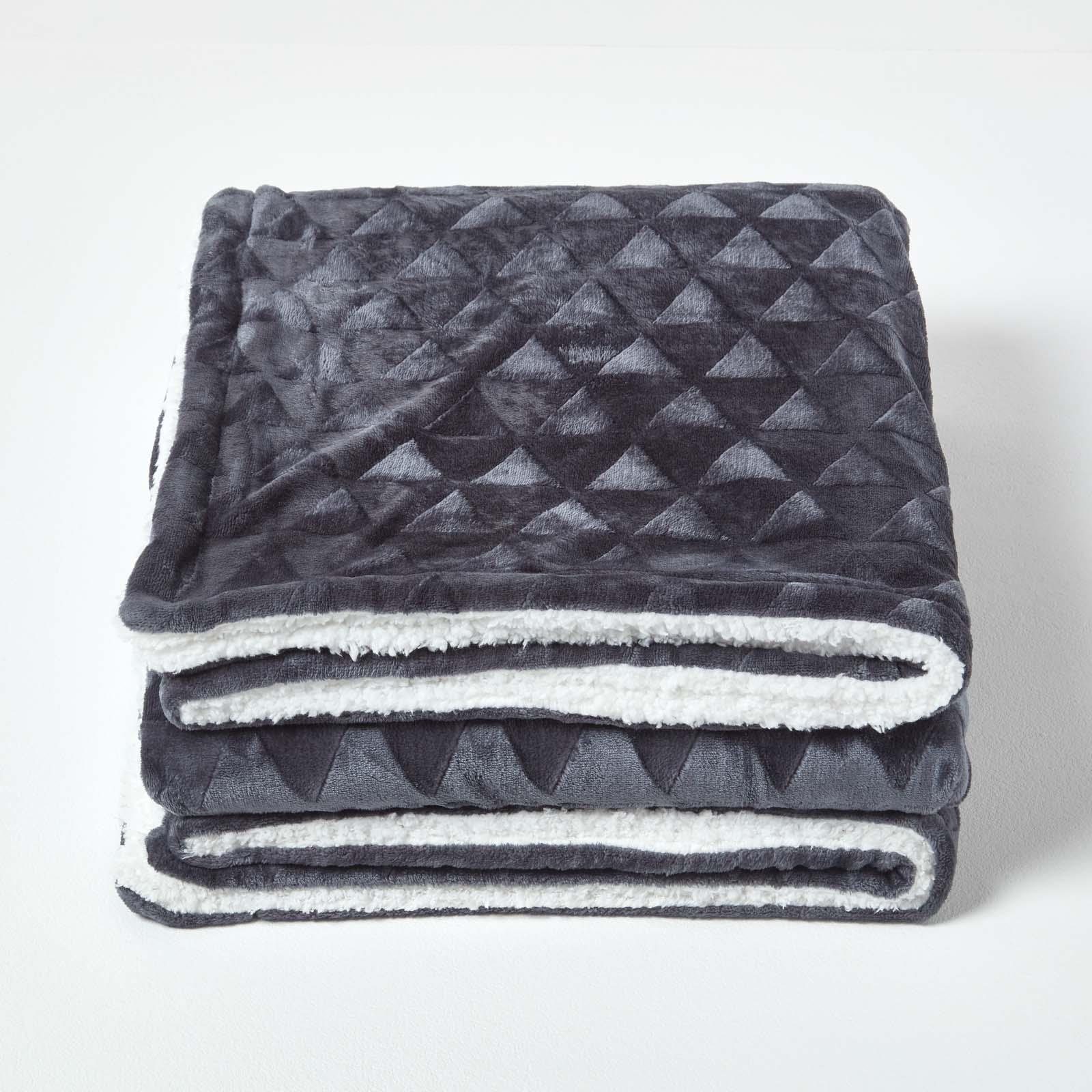 Velvet Throw Over Sofa Bedspread Geometric Triangle Soft Bed Protector Cover - Picture 10 of 74