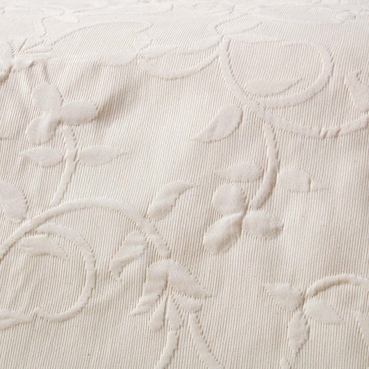 Luxury Bedding Cotton Rich Floral Pattern Matelassé Bedspreads Cream and White - Picture 4 of 7