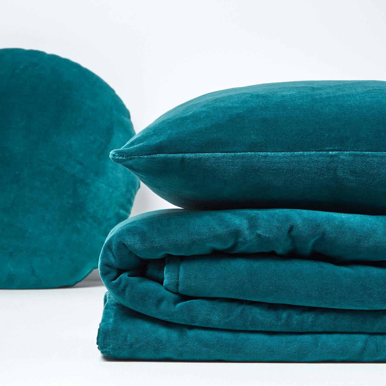 Luxurious Super Soft Cotton Velvet Woven Washable Quilted Sofa or Bed Throw - Picture 27 of 57