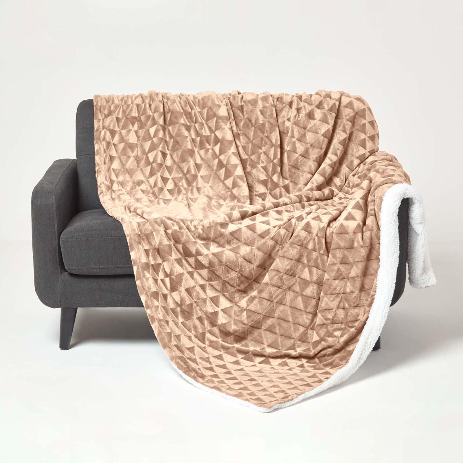 Velvet Throw Over Sofa Bedspread Geometric Triangle Soft Bed Protector Cover - Picture 30 of 74