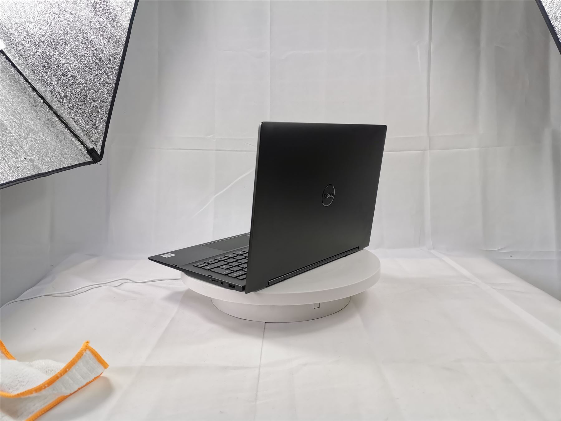 DELL INSPIRON 7391 2n1, i7-10510U, 8GB RAM, 512GB SSD, 13.3", EuroPC ...