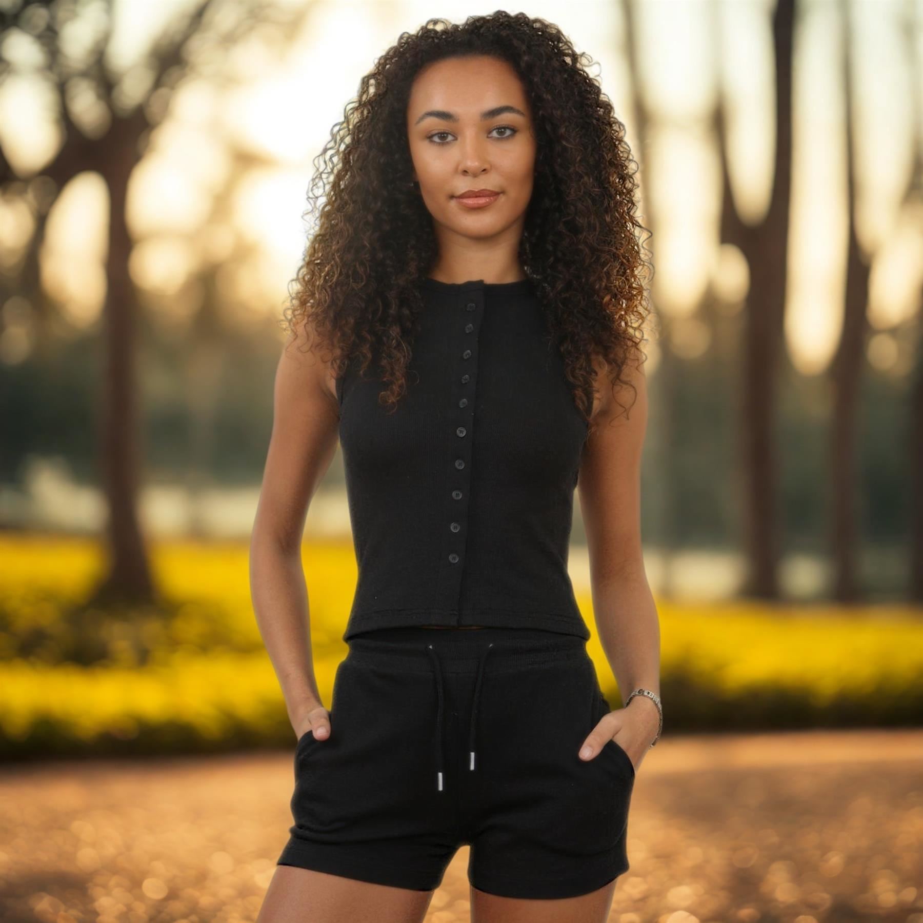 Damen Gerippt Ärmellos Knopfleiste Crop Top und Kordelzug Shorts Loungewear Set - Bild 13 von 49