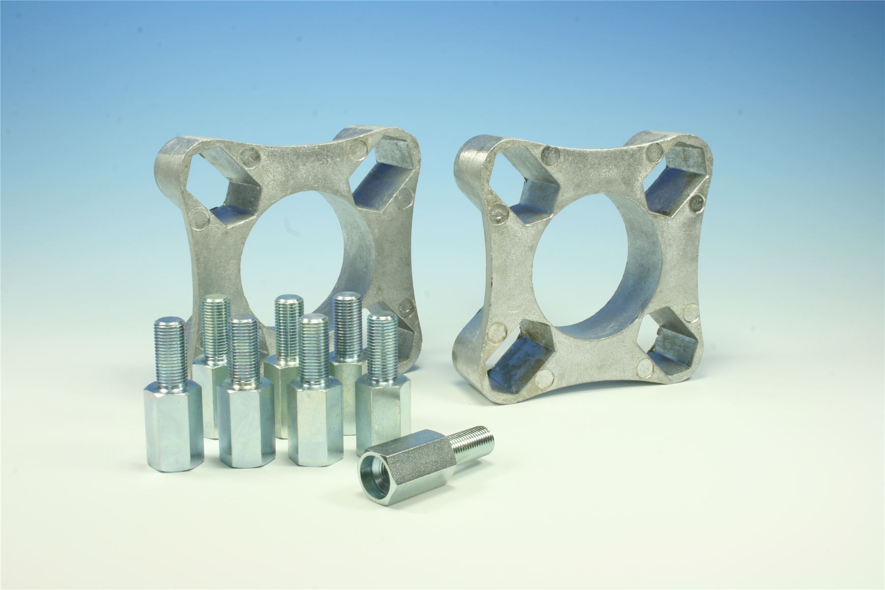 Grayston Universal 32mm 4 Stud Wheel Spacer Kit M12 x 1.25mm Studs