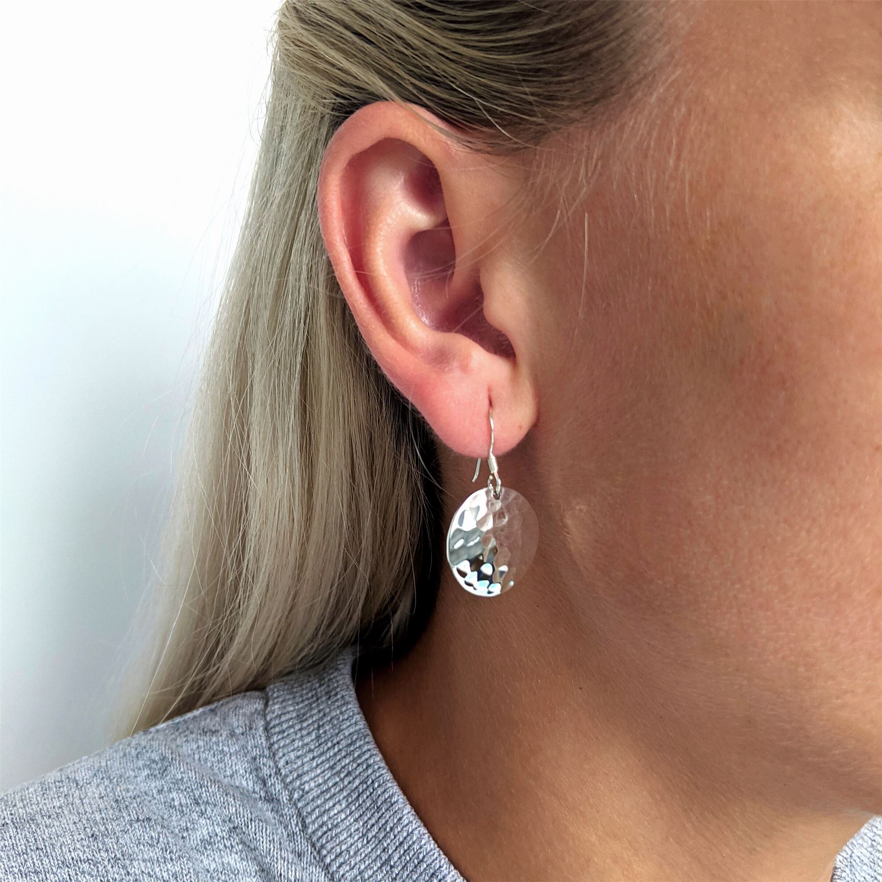 Silverly Orecchini a Disco Martellato in Argento 925