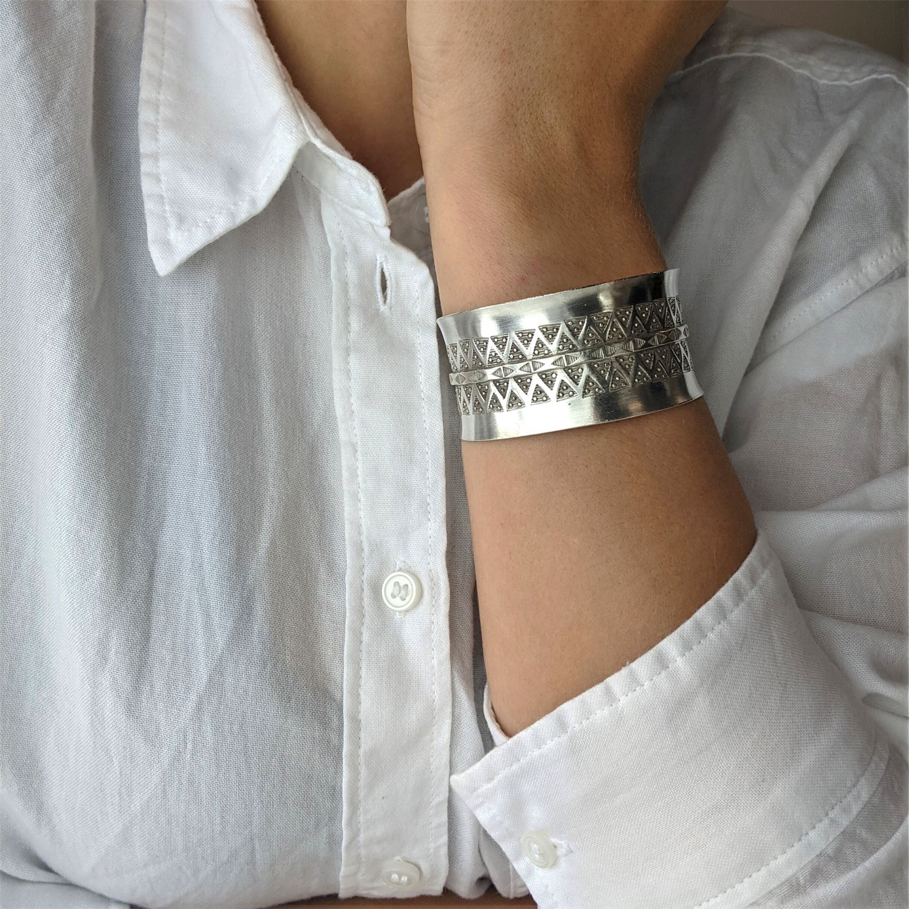 SILVER925 NATIVE DESIGN BRACELET/バングル SILVER925 NATIVE DESIGN WIDE BRACELET/シルバー/バングル