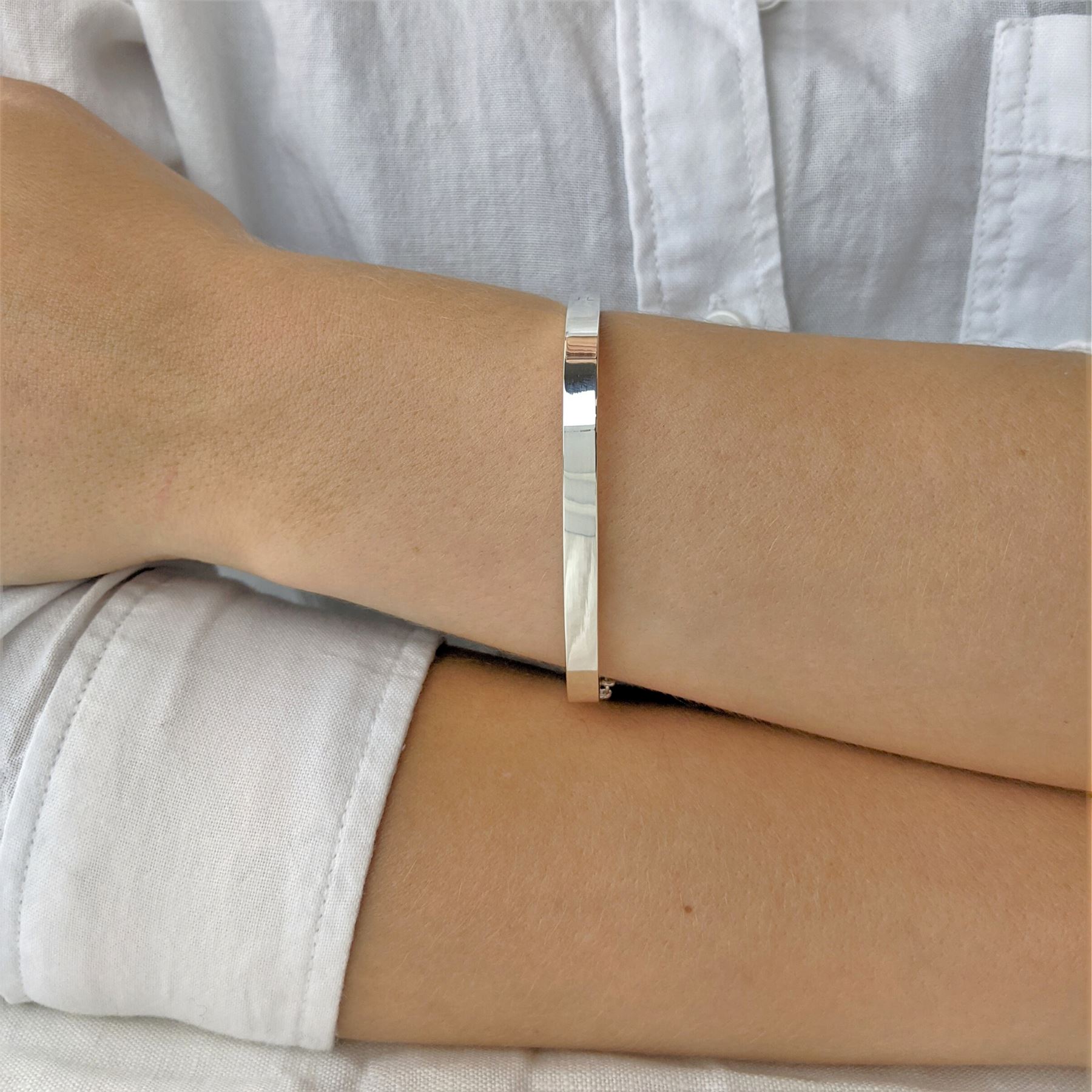 Silverly Bracciale in Argento Sterling 925 con Cerniera Rettangolare da 4mm | Elegante Bracciale Tubolare Quadrato Spesso | Regali di Compleanno per Mamma, Zia e Moglie