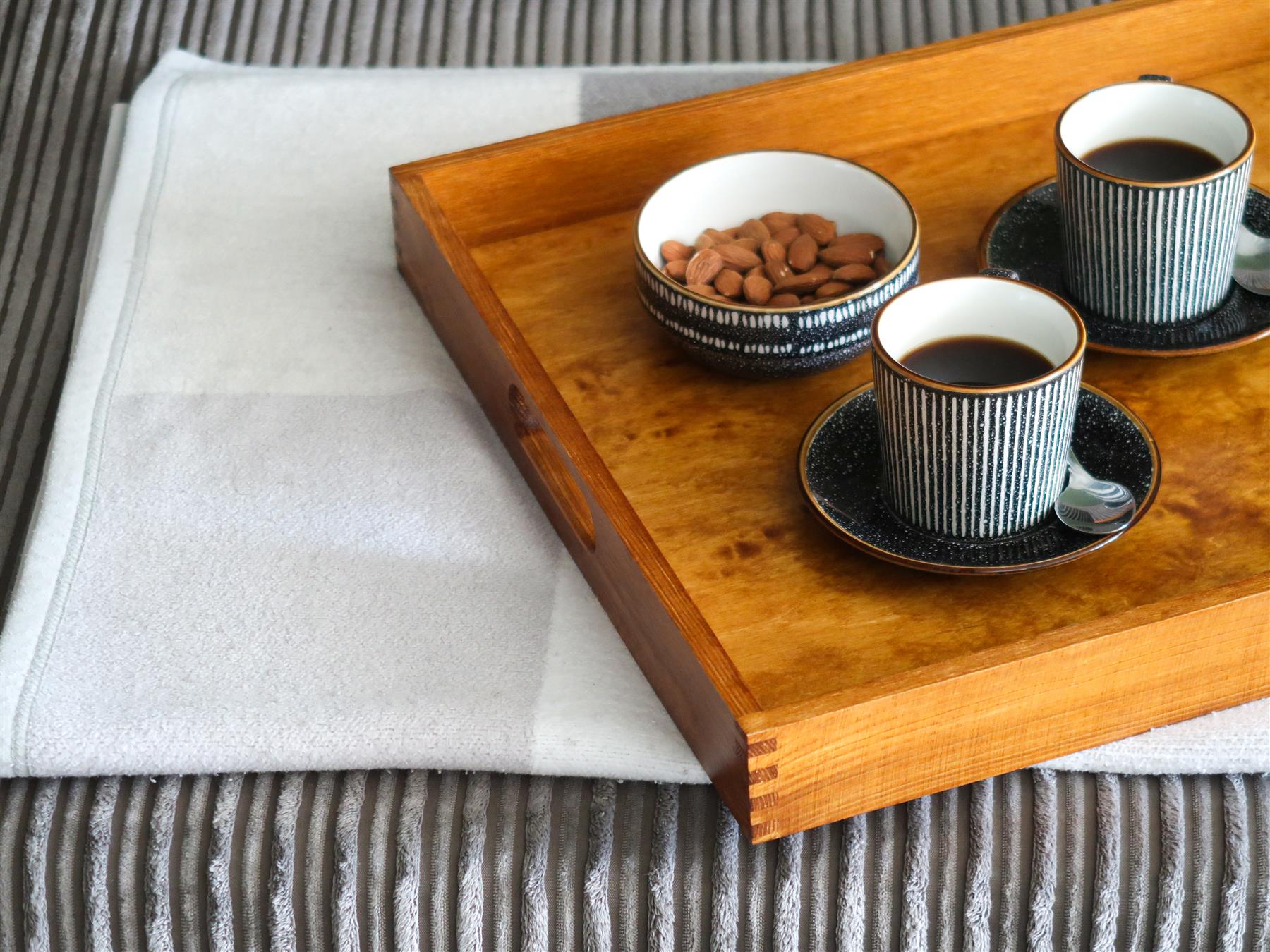 Wooden Serving Trays | Various Colours & Sizes | Hand-stained Breakfast Platters - Picture 46 of 123