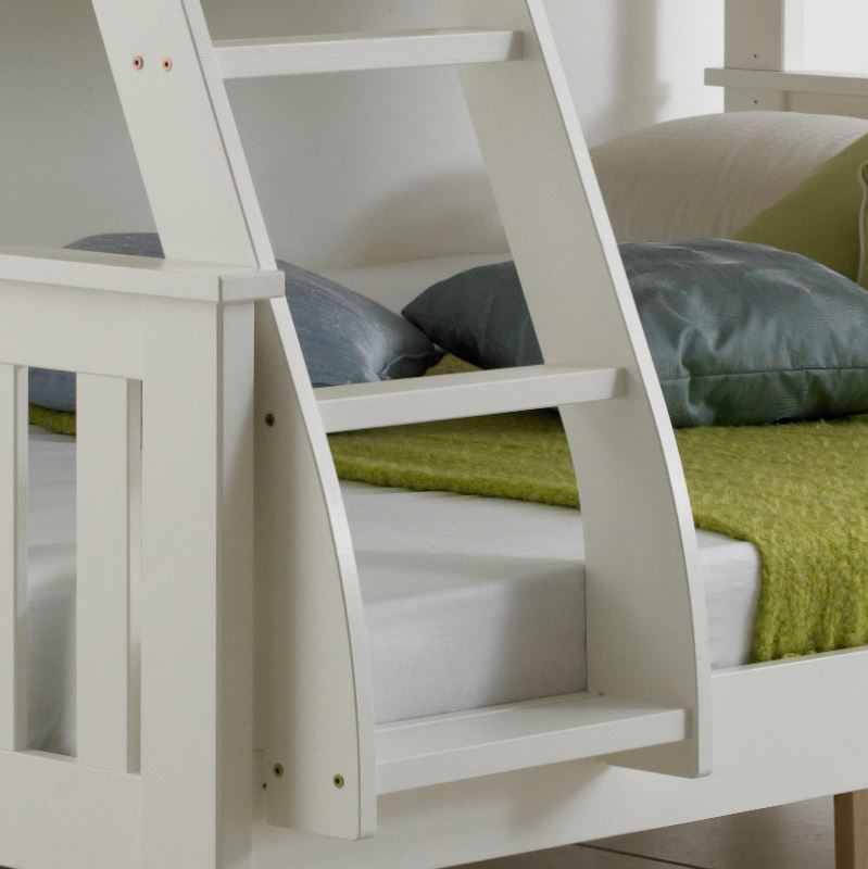 Solid PINEWOOD WHITE TRIPLE SLEEPER BUNK BED + 2 MATTRESSES, Bedroom