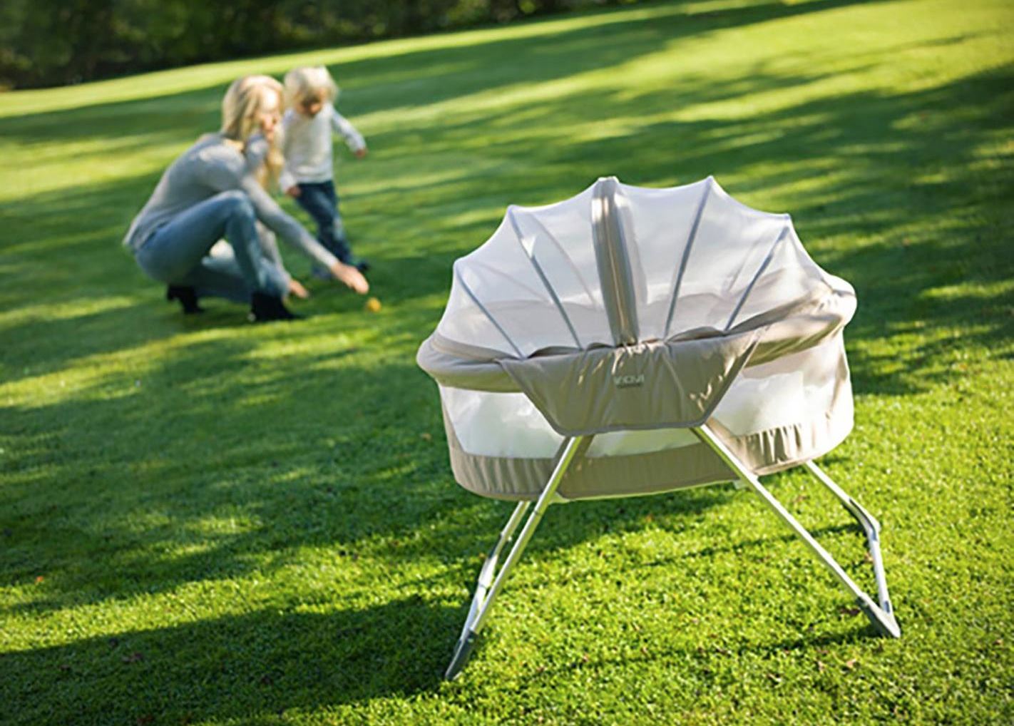 Inovi COCOON TRAVEL COT GREY Lightweight Travel Newborn Crib