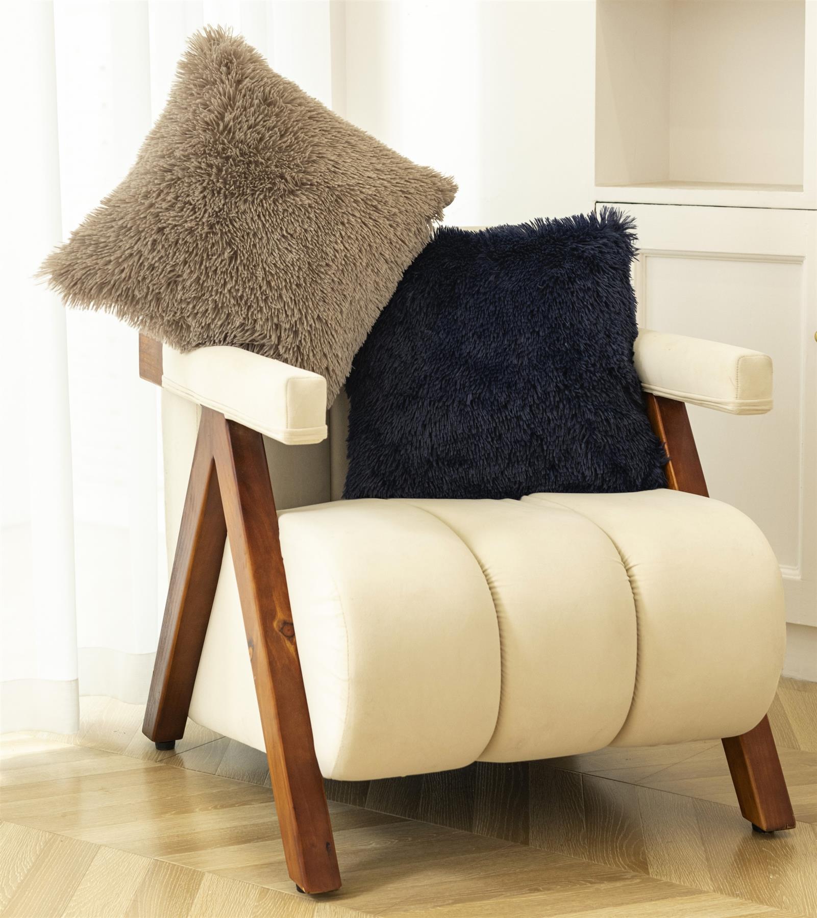 Luxury Long Pile Cushion Cover Super Soft and Cuddly Faux Fur Shaggy 43x43cm - Picture 37 of 53