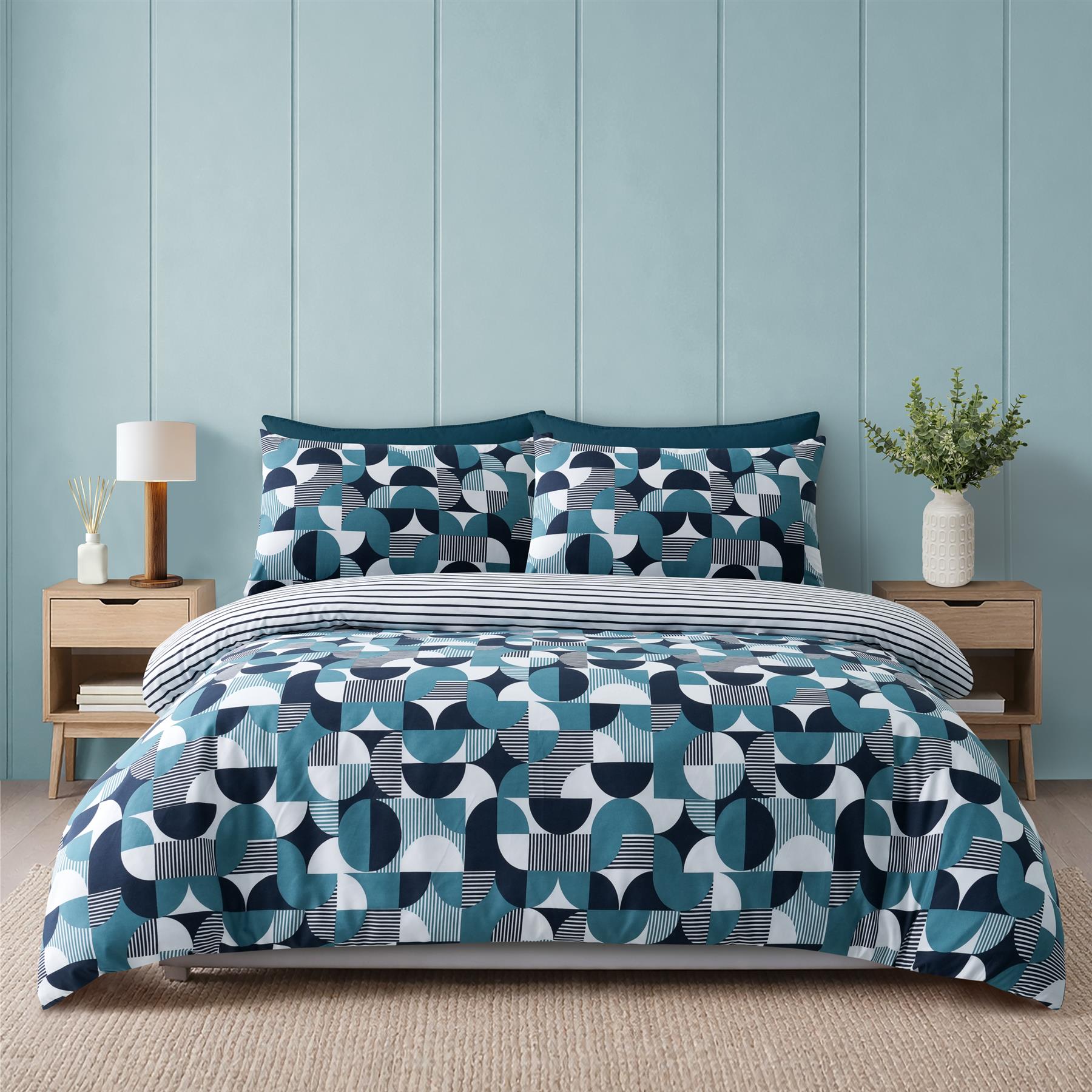 Reversible Duvet Cover Set Printed Soft Microfibre Bedding With Pillowcases