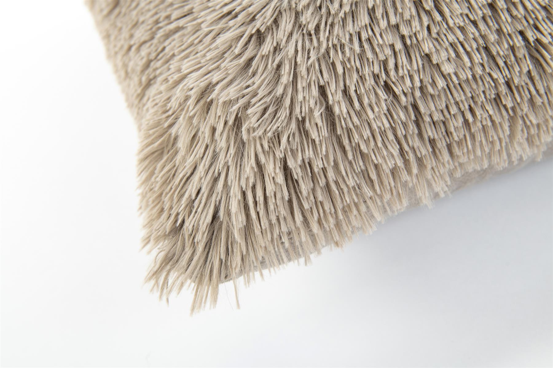Luxury Long Pile Cushion Cover Super Soft and Cuddly Faux Fur Shaggy 43x43cm - Picture 24 of 53
