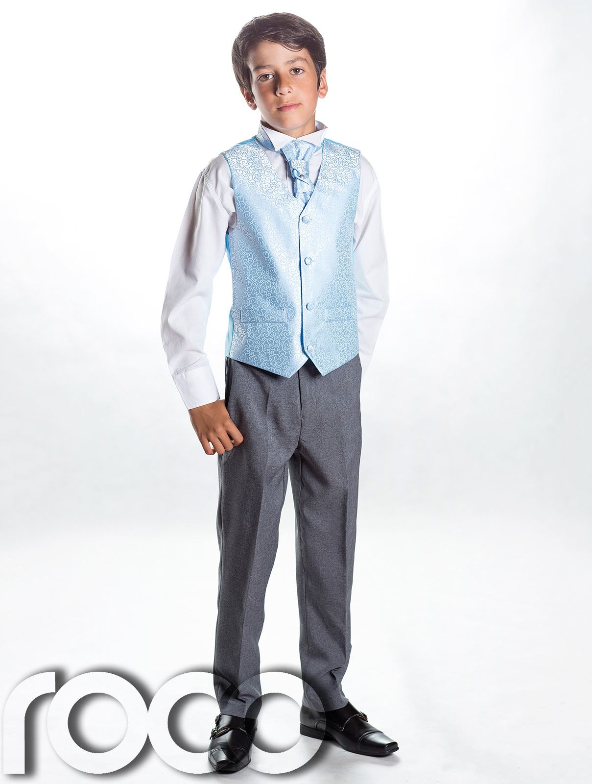 Flower Girl Dresses Singapore & Page Boy Suits Not only this our versatile collection for boys suits contains boy’s christening suits for the memorable occasion also this suits come in a variety of pieces such as Boys 3 piece suits, Boys 4 piece suits and Boys 5 piece suits.