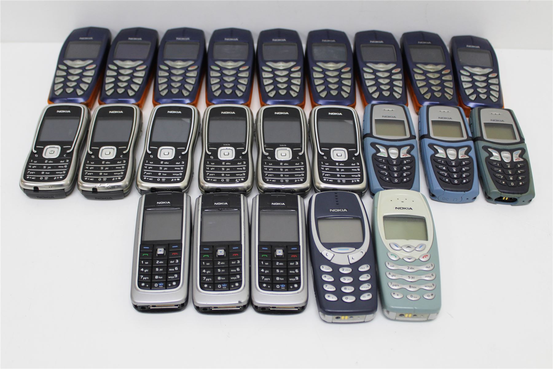 JOB LOT 23 x Nokia Mobile Phones 5500d 6021 5210 3510i 3410 3310 eBay