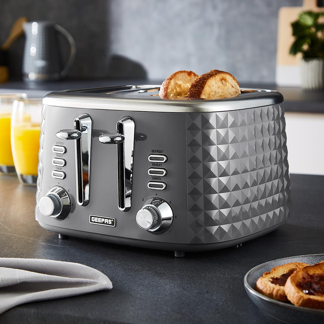 GEEPAS Argyle 4 Slice Bread Toaster 7 Level Browning Control Defrost Reheat - Picture 11 of 25