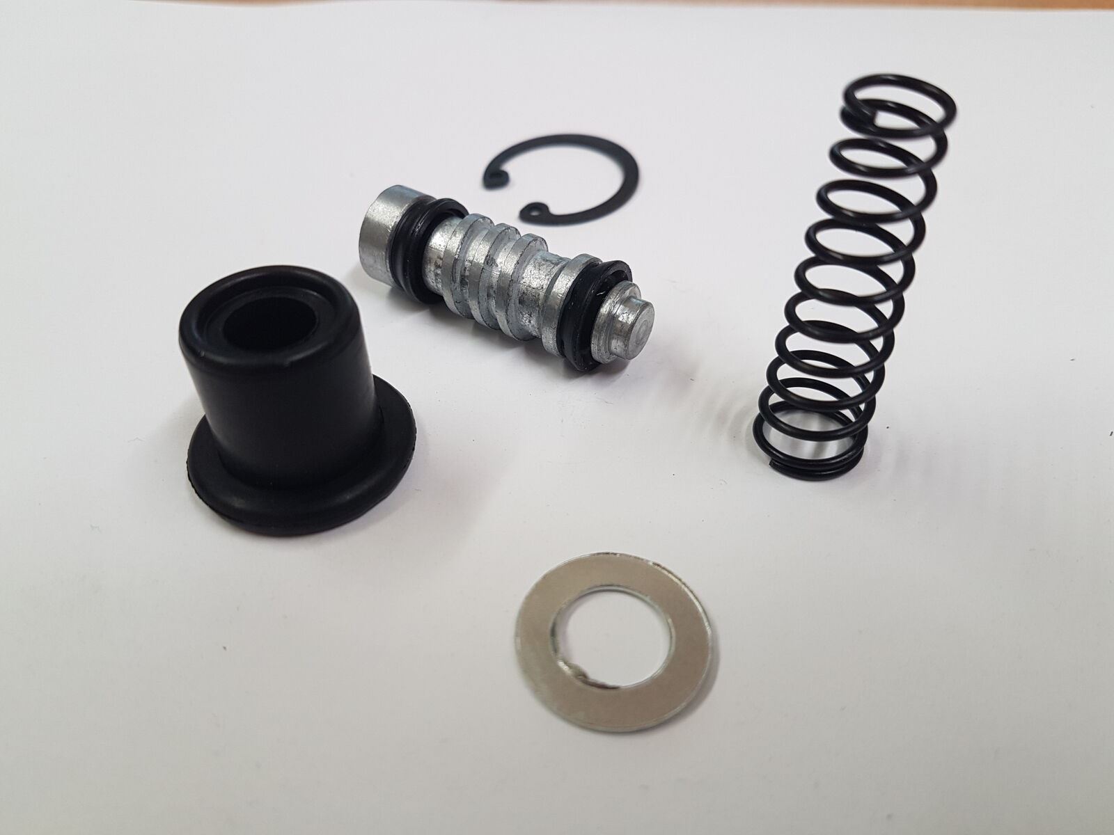 Rear Brake Master Cylinder Repair Kit For Suzuki GSXR 750 WN 1992 eBay