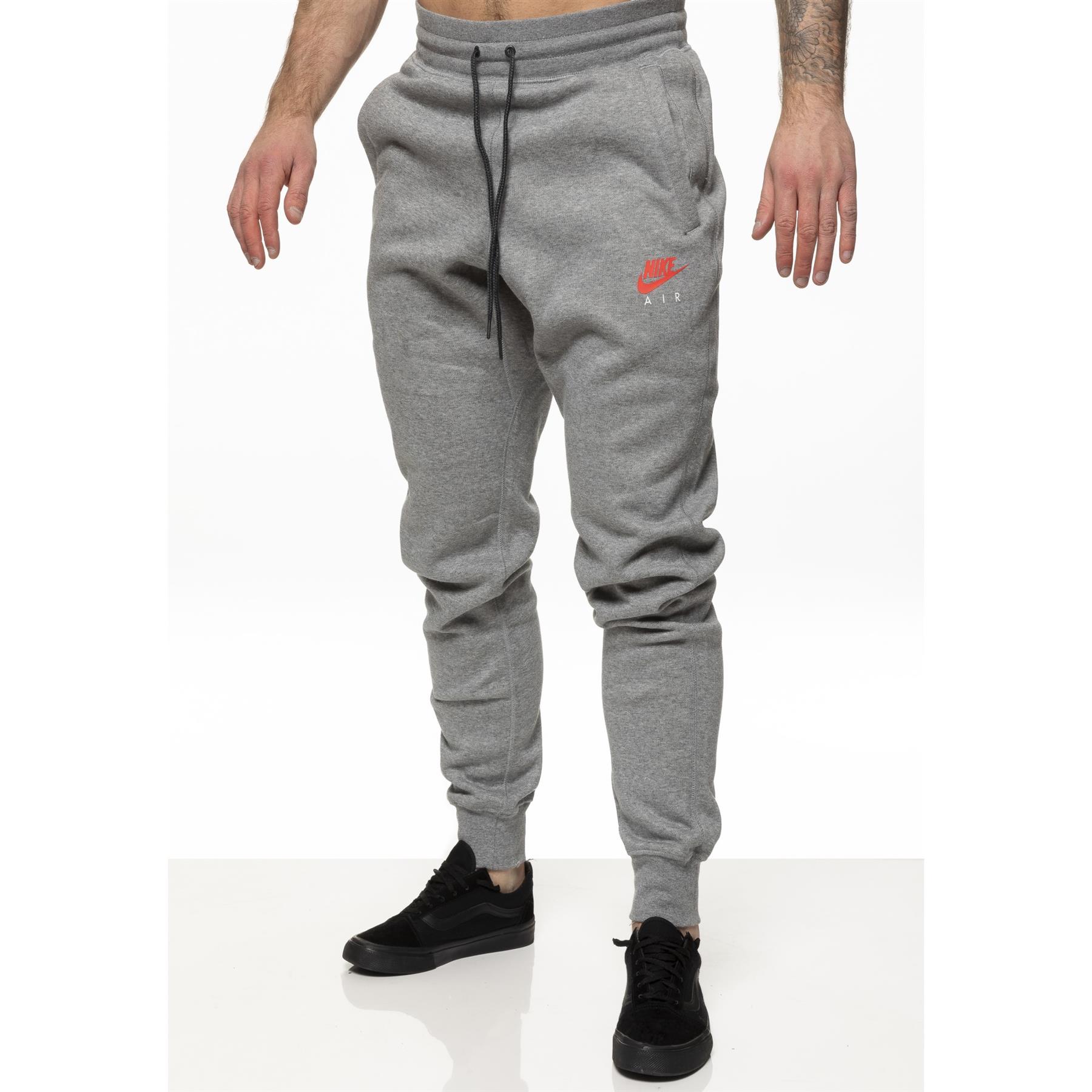 activewear tracksuit