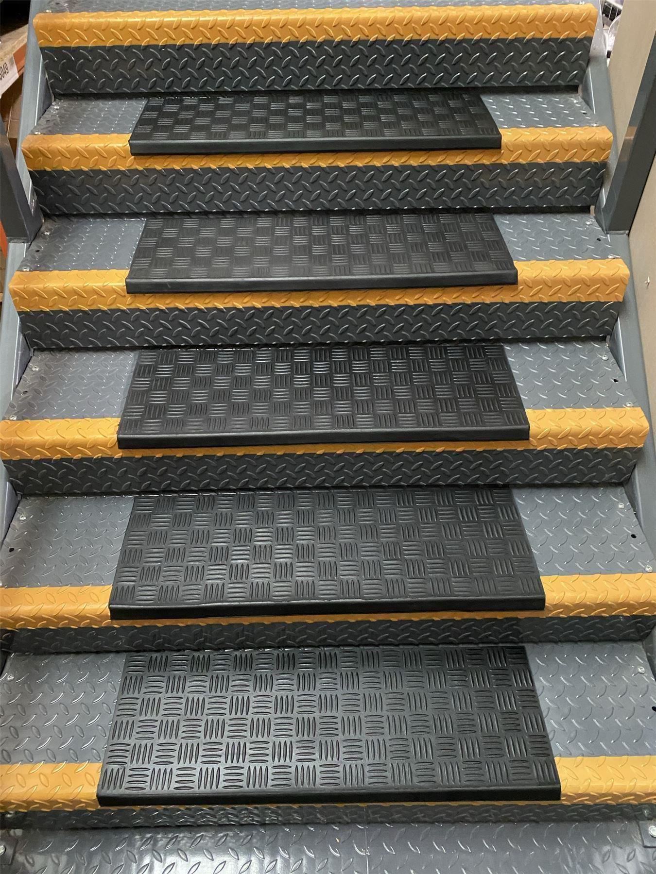 Rubber Stair Tread Heavy Duty NonSlip Stair Pads, Outdoor & Indoor