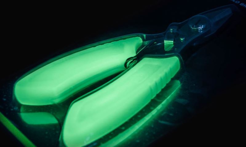 RidgeMonkey RM-Tec Nite Glo Needle /& Scissors Carp Fishing Tools