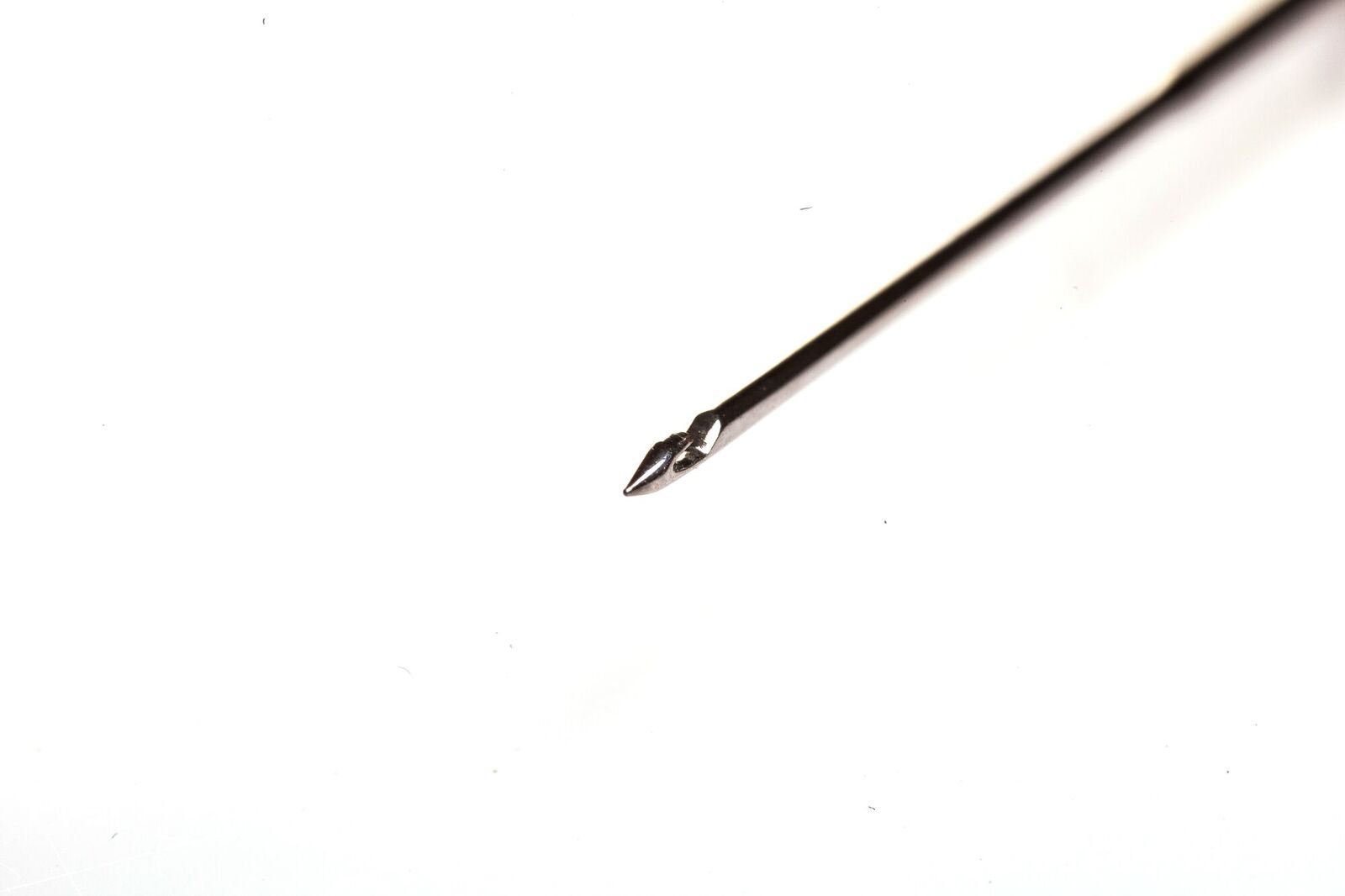 RidgeMonkey RM-Tec Nite Glo Needle /& Scissors Carp Fishing Tools