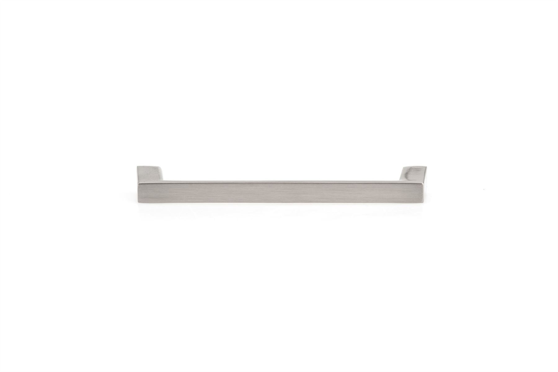 Richelieu Hardware 4" (102 mm) Center-to-Center Eglinton Contemporary Metal Pull - Picture 9 of 30
