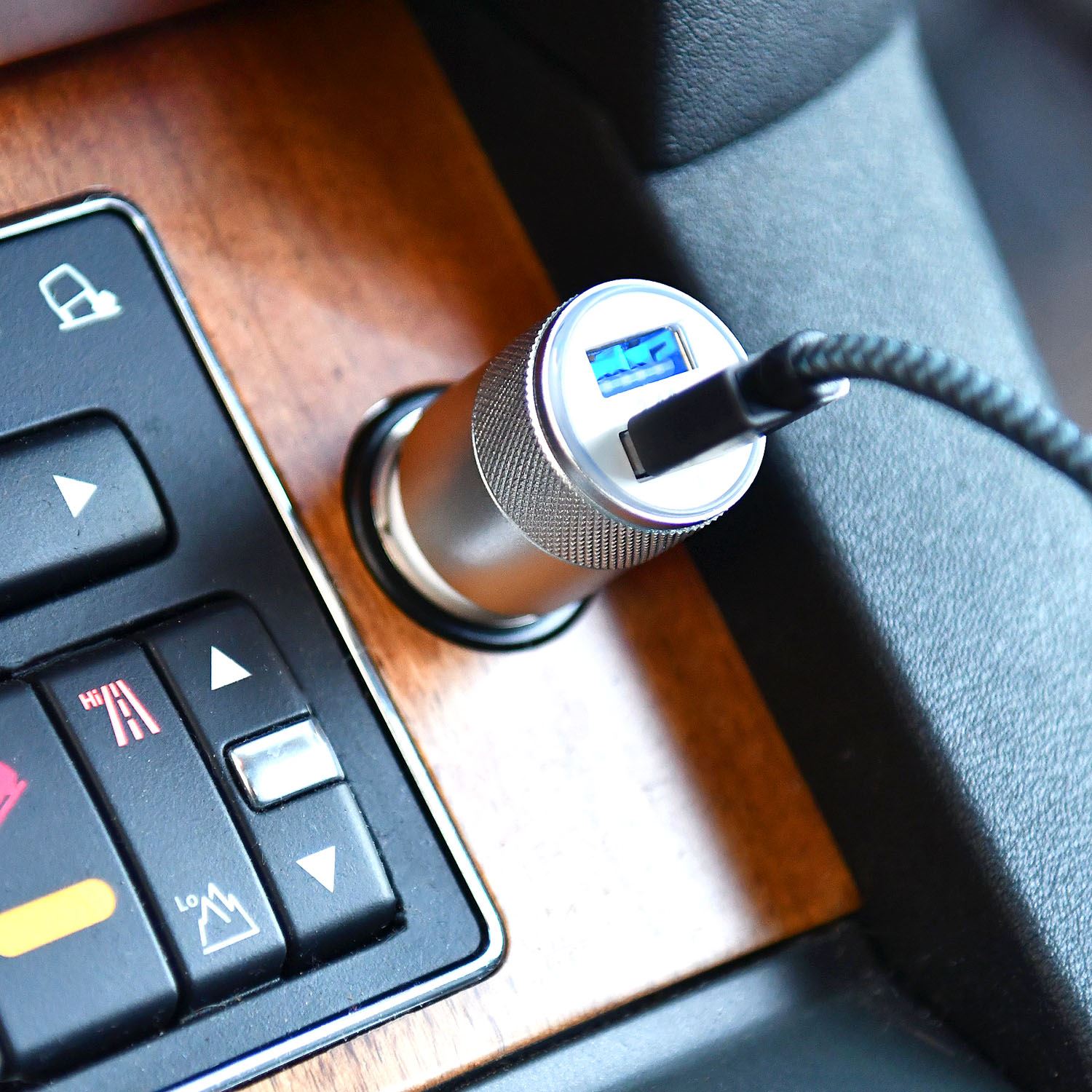 CAR CHARGER DOUBLE USB TWIN 2 PORT DUAL 1224V CIGARETTE SOCKET LIGHTER